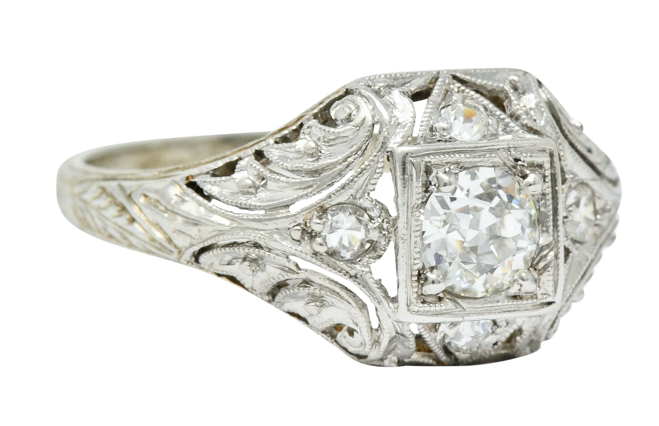 1929 Art Deco 0.45 CTW Diamond Platinum-Topped 18 Karat White Gold Foliate Ring