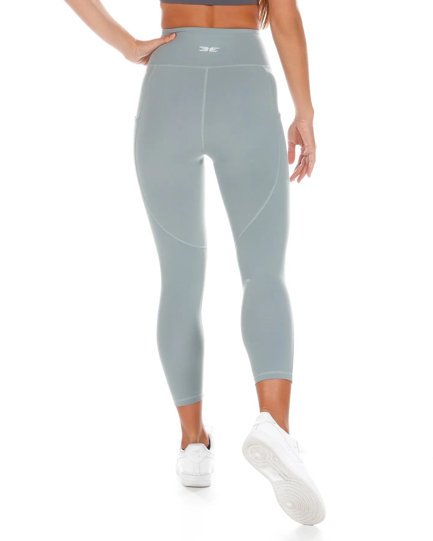 7/8 Aura Ascend Leggings - Pale Sage