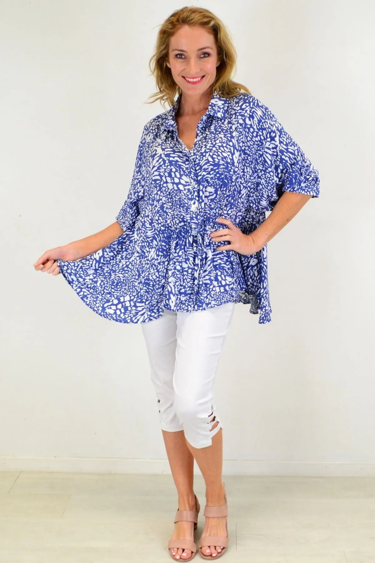 Blue Giraffe Print Relaxed Fit Tunic Blouse