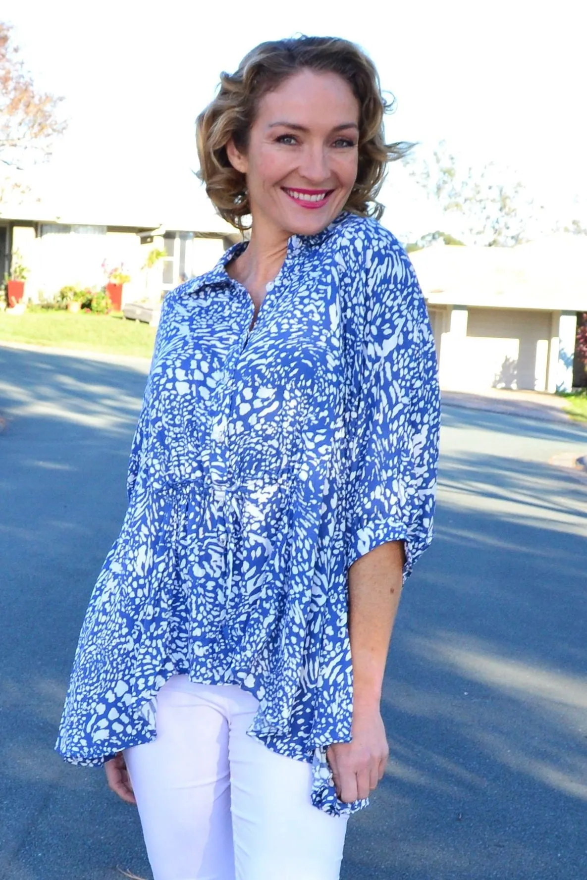 Blue Giraffe Print Relaxed Fit Tunic Blouse