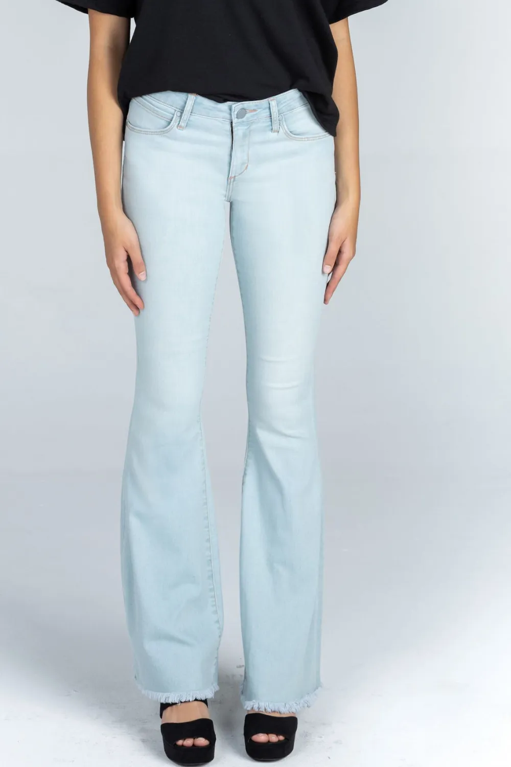 FAITH MID RISE FLARES | SUPER LIGHT WASH