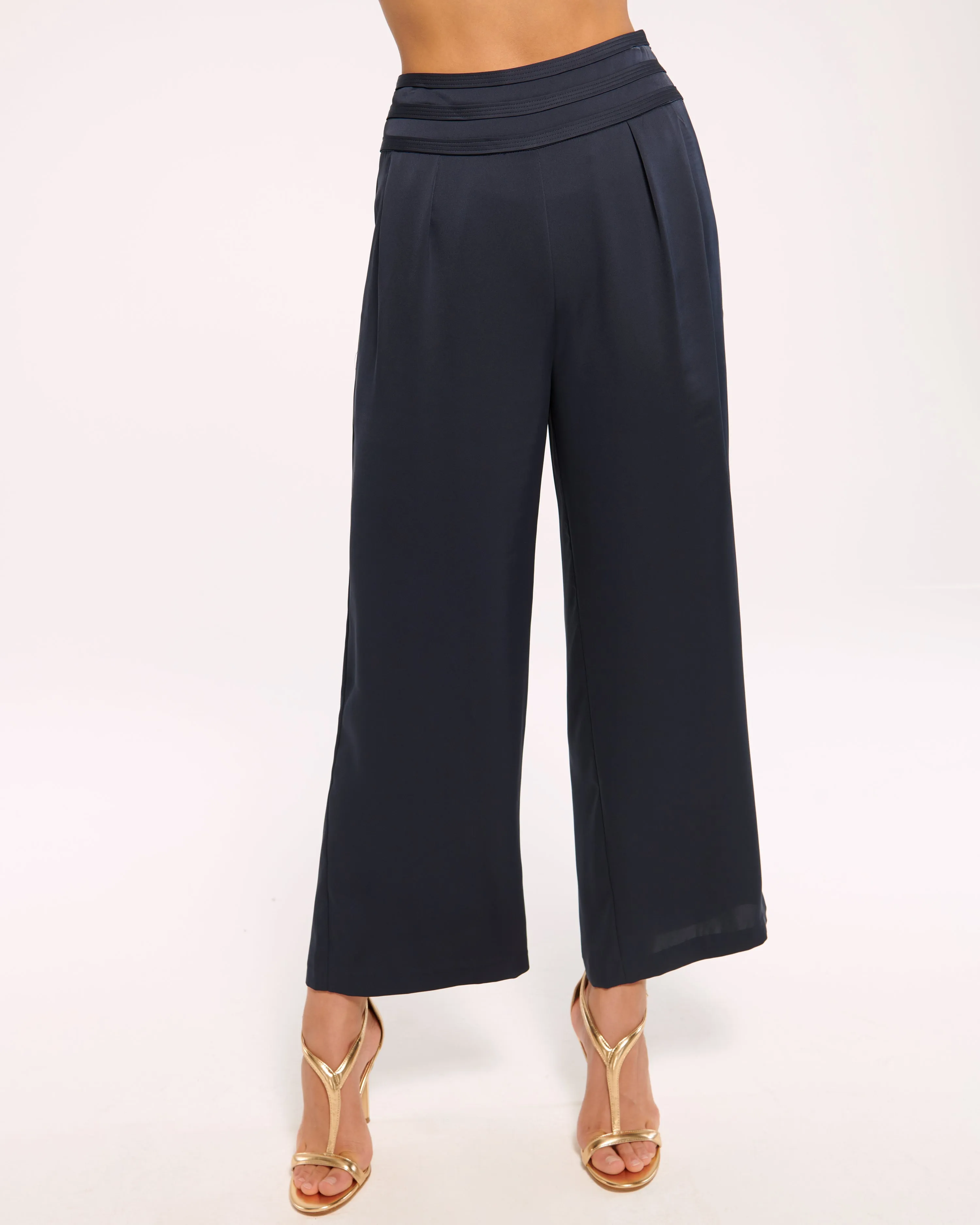 Joss Cropped Wide Leg Pant