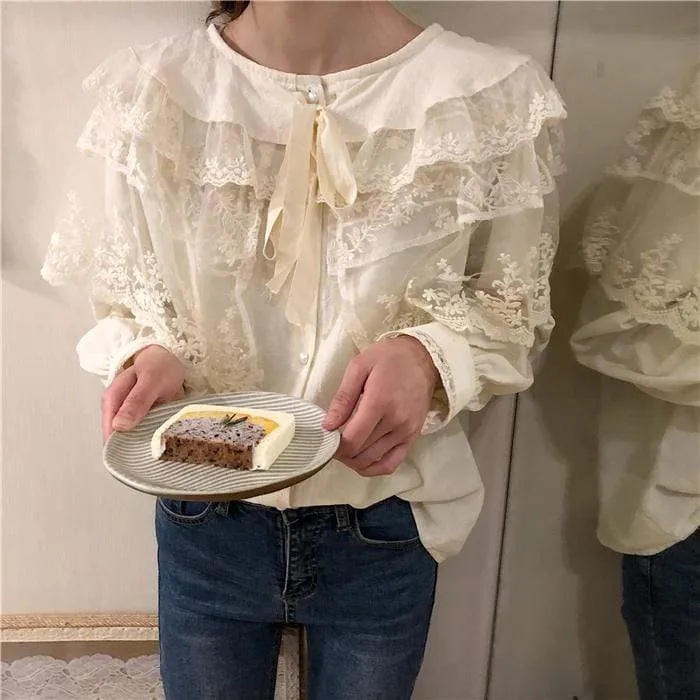 Kawaii Lace Collar Shirt With Bowknot