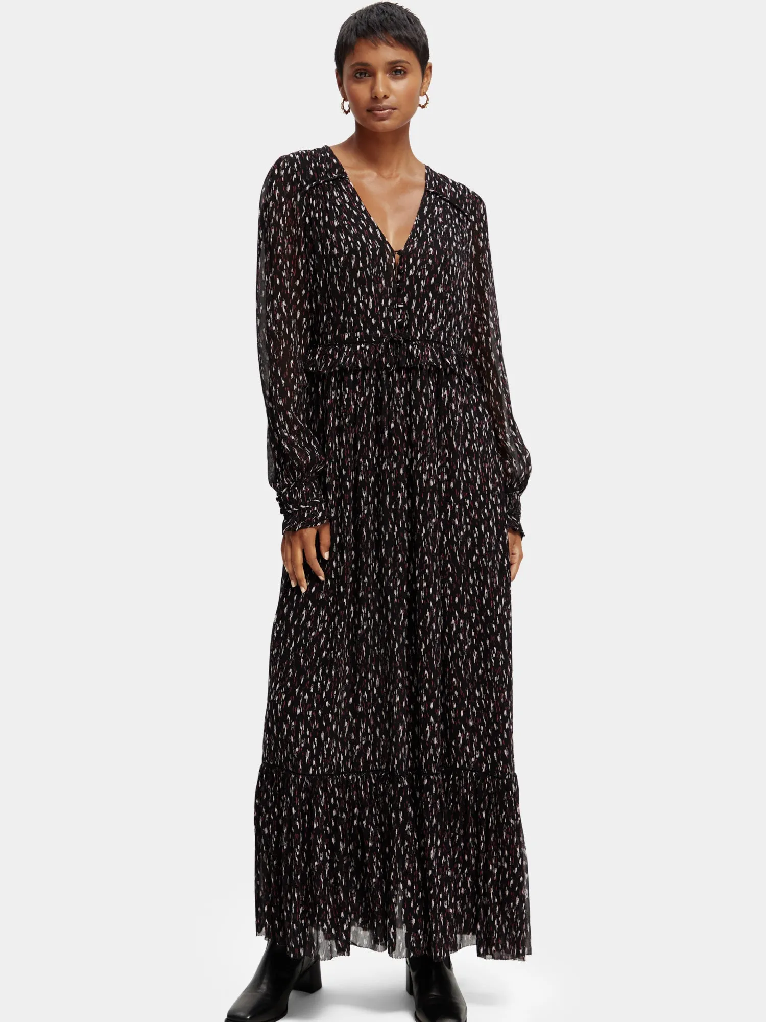 Long sleeved tiered v-neck maxi dress