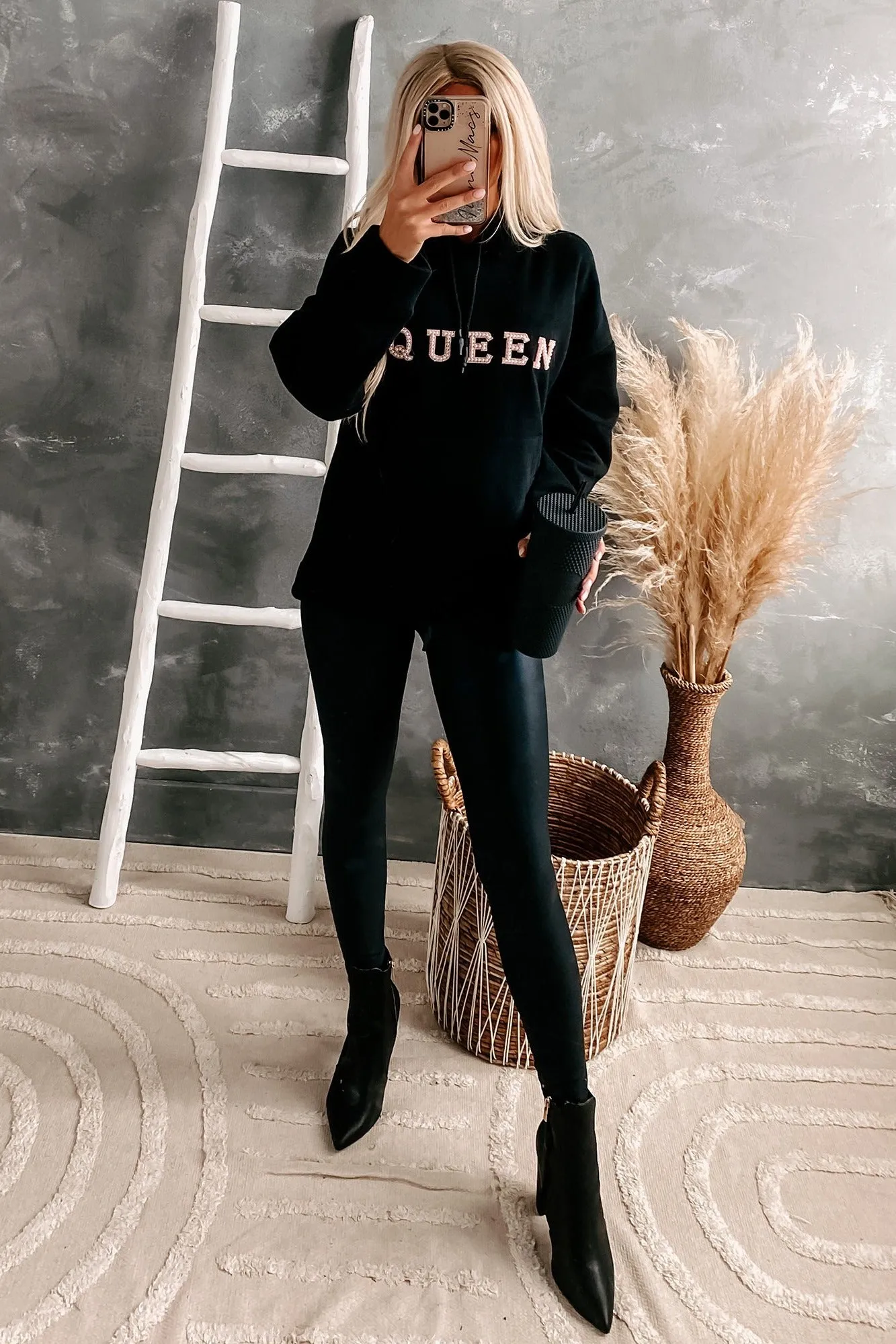 "Queen" Pearl Embellished Drawstring Hem Hoodie (Black)