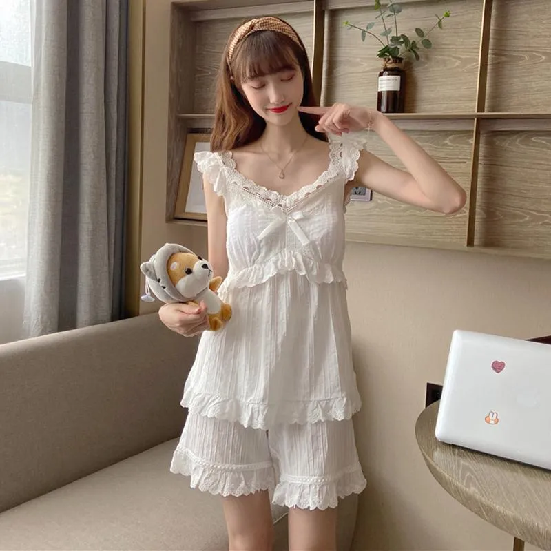 Women's Cute Bowknot  Lace Pajamas With Chest Pad